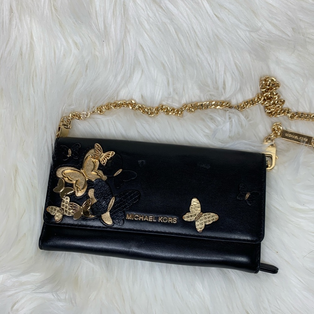 Michael Kors Crossbody Clutch